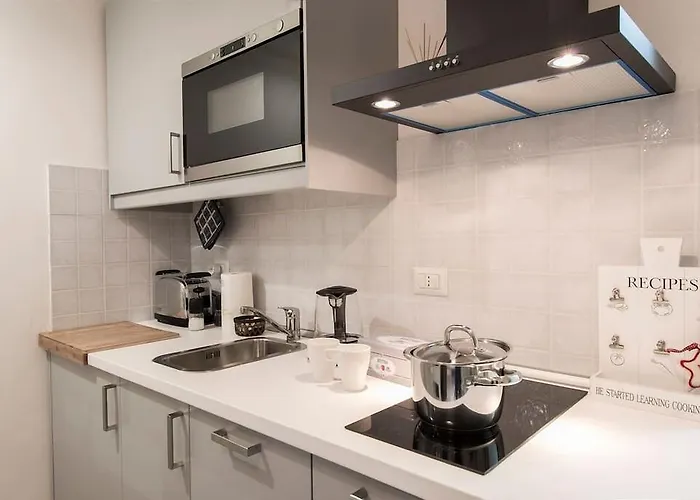 Appartement Guesthost - Porta Garibaldi White Flats *